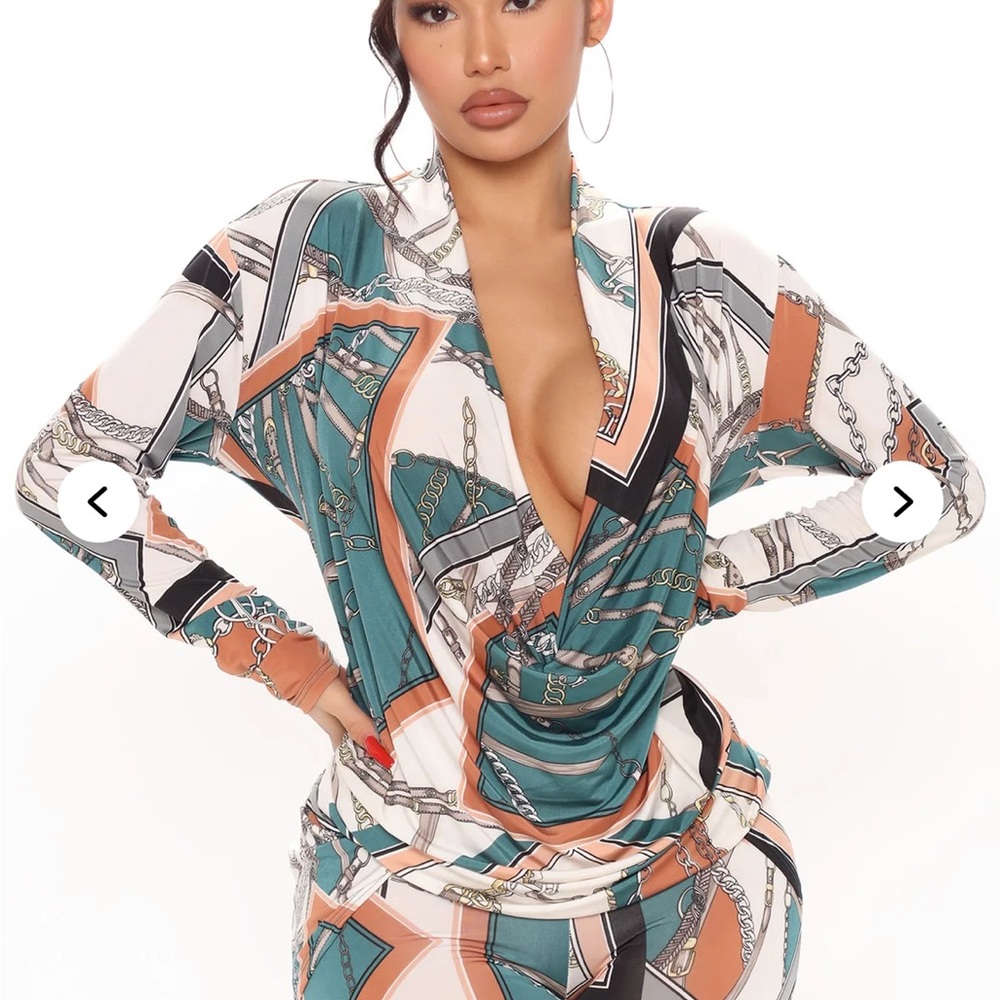 Fashion Nova Teal, Peach & Black Printed Pant Set